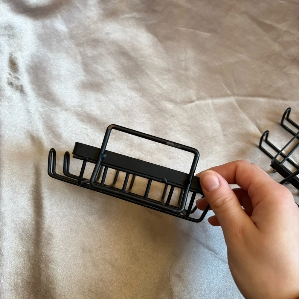 Set of 2 Black Metal Soap/Loofah Holders